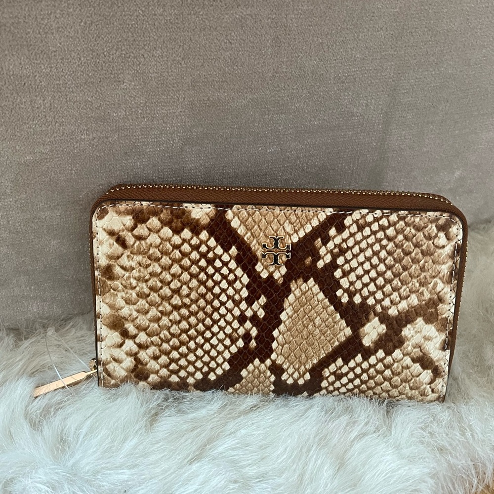Tory Burch NEW UNUSED snake zip wallet